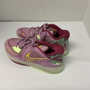 Nike Kyrie Low 5 Orchid DJ6012 500 Size 4.5 Men Kids Pink Irving Basketball Shoe